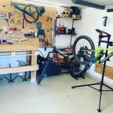 Weibels ski and bike room and apartments St Corona am Wechsel summer impressions